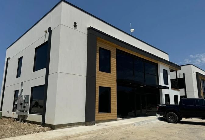 "Compound Lewisville Phase - I Complete: Jabes Constructors Inc. and EM Building Contractors LLC Celebrate Project Milestone"